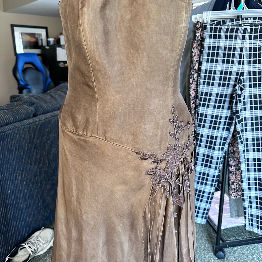 Yoly Munoz Strapless Brown Embroidered Silk Evening Gown - Picture 3 of 6